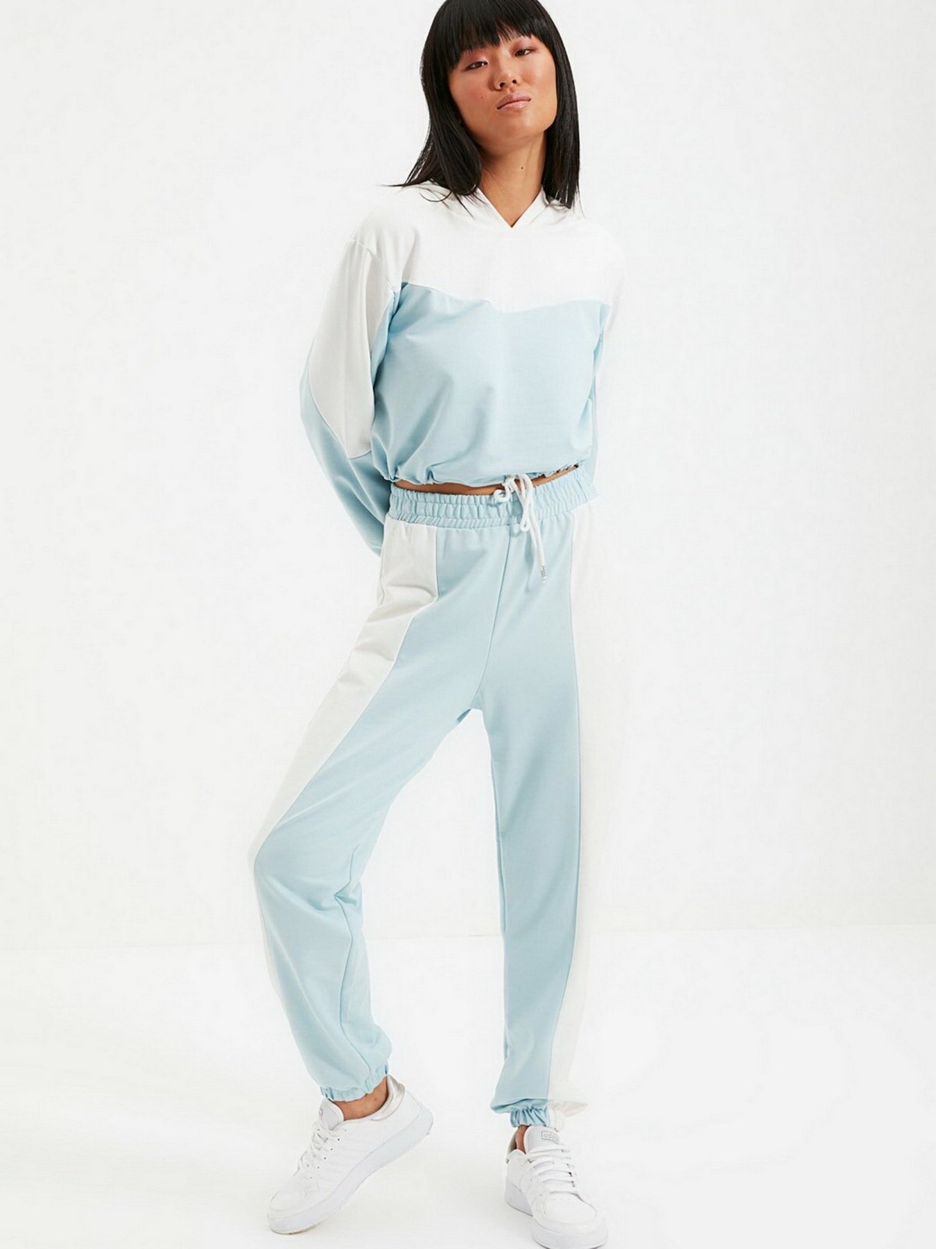 Спортивный костюм Trendyol модель TWOAW22EM0006/Mavi Фото