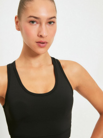 Топ Trendyol модель TWOAW22SS0014/Siyah Фото