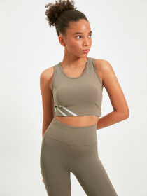 Топ Trendyol модель TWOAW22SS0016/Koyu Haki Фото