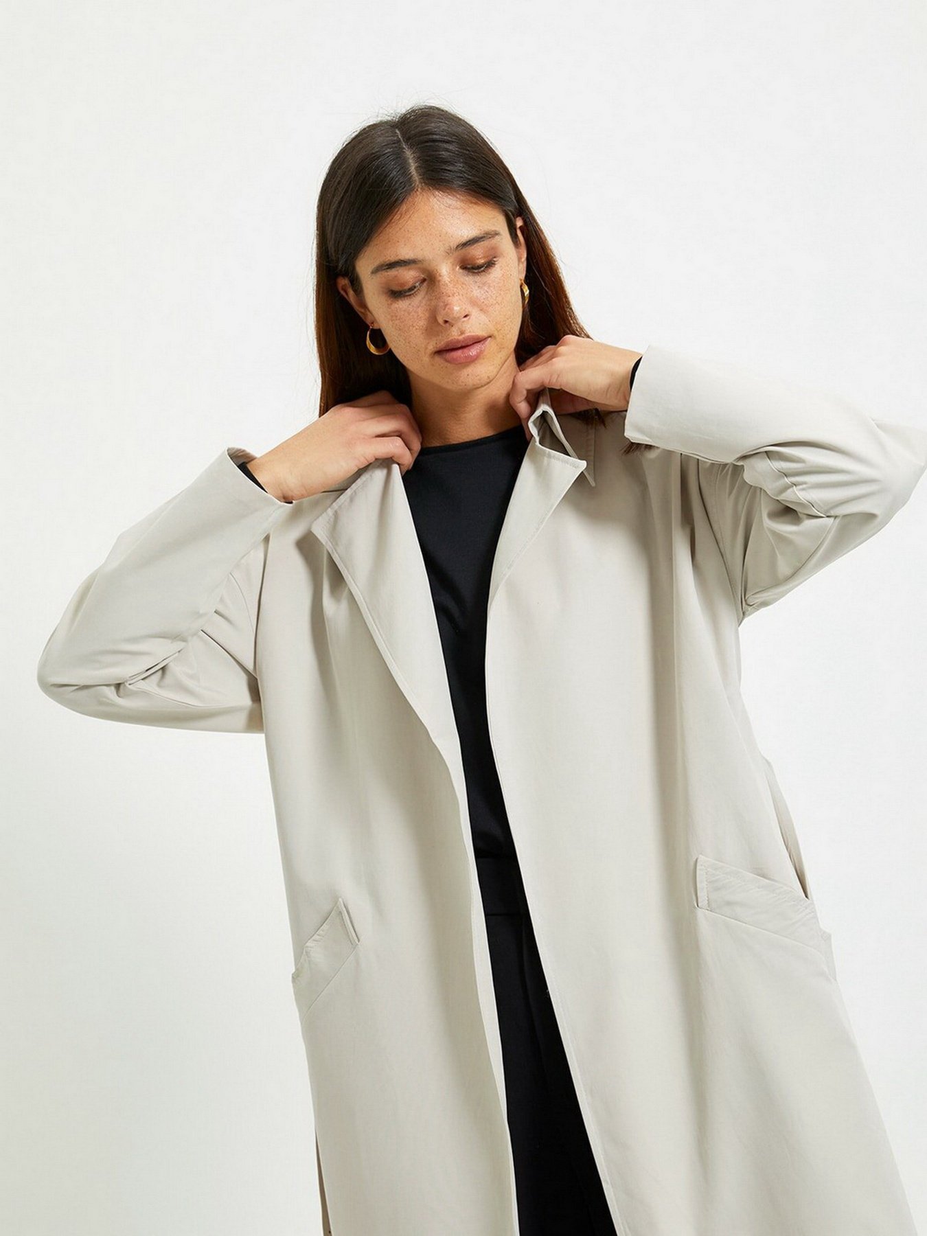 Плащ Trendyol модель TWOSS20TR0007/Tas Фото