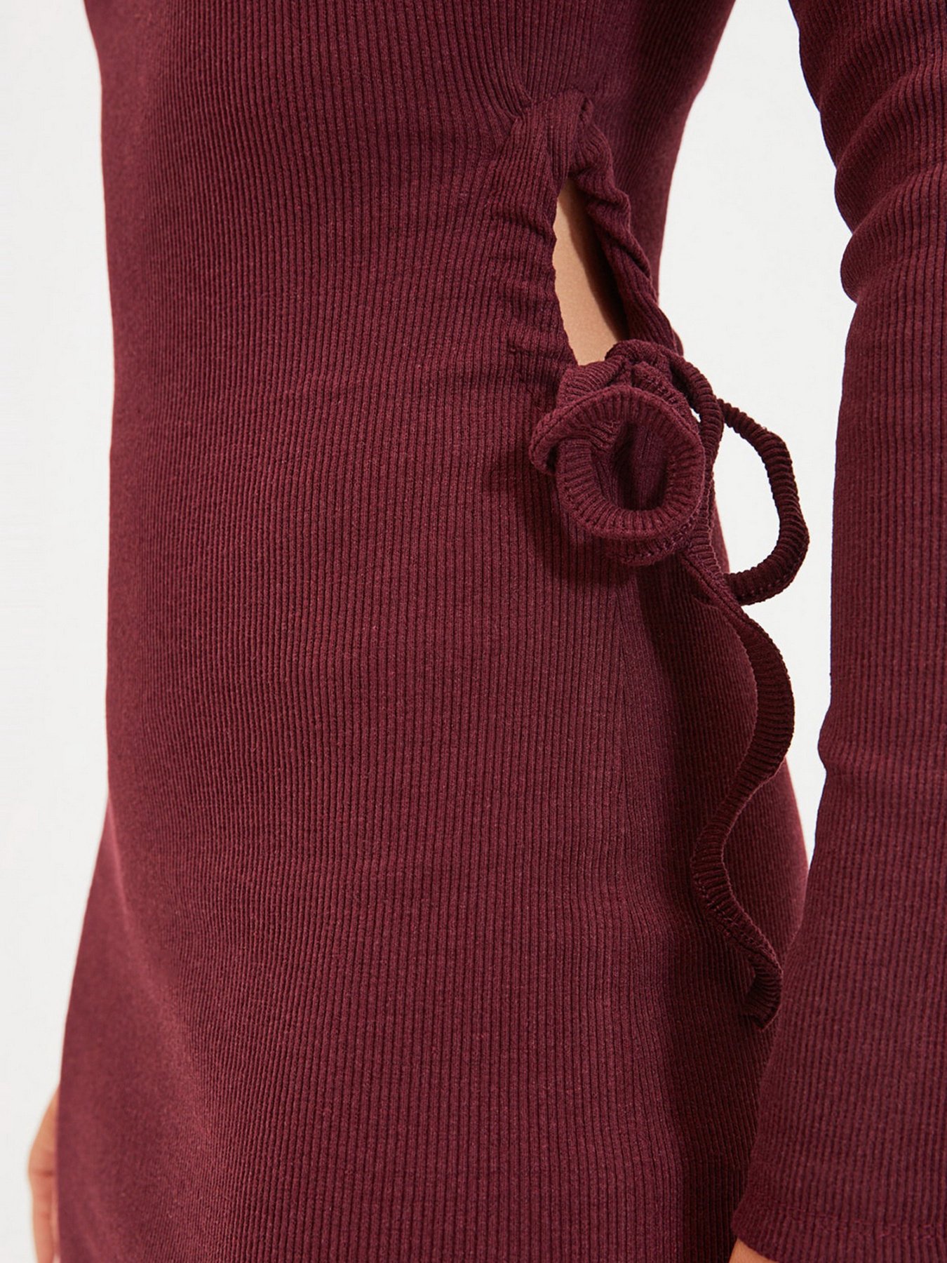 Платье мини Trendyol модель TWOAW22EL0887/Bordo Фото