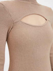 Платье миди Trendyol модель TWOAW22EL1271/Vizon Фото