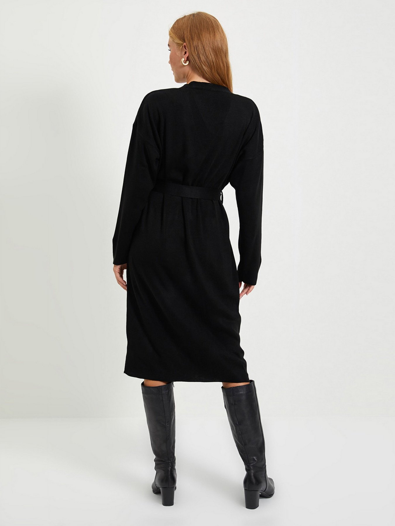 Платье миди Trendyol модель TWOAW22EL0034/Siyah Фото