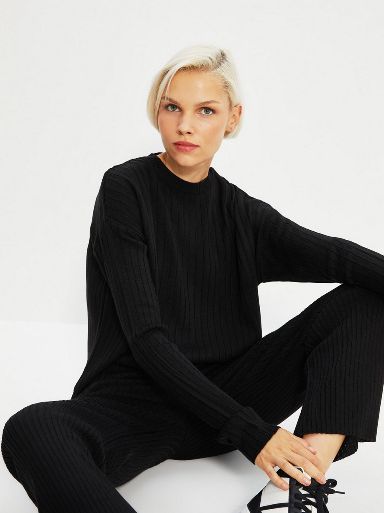 Костюм Trendyol модель TWOAW22AU0074/Siyah Фото