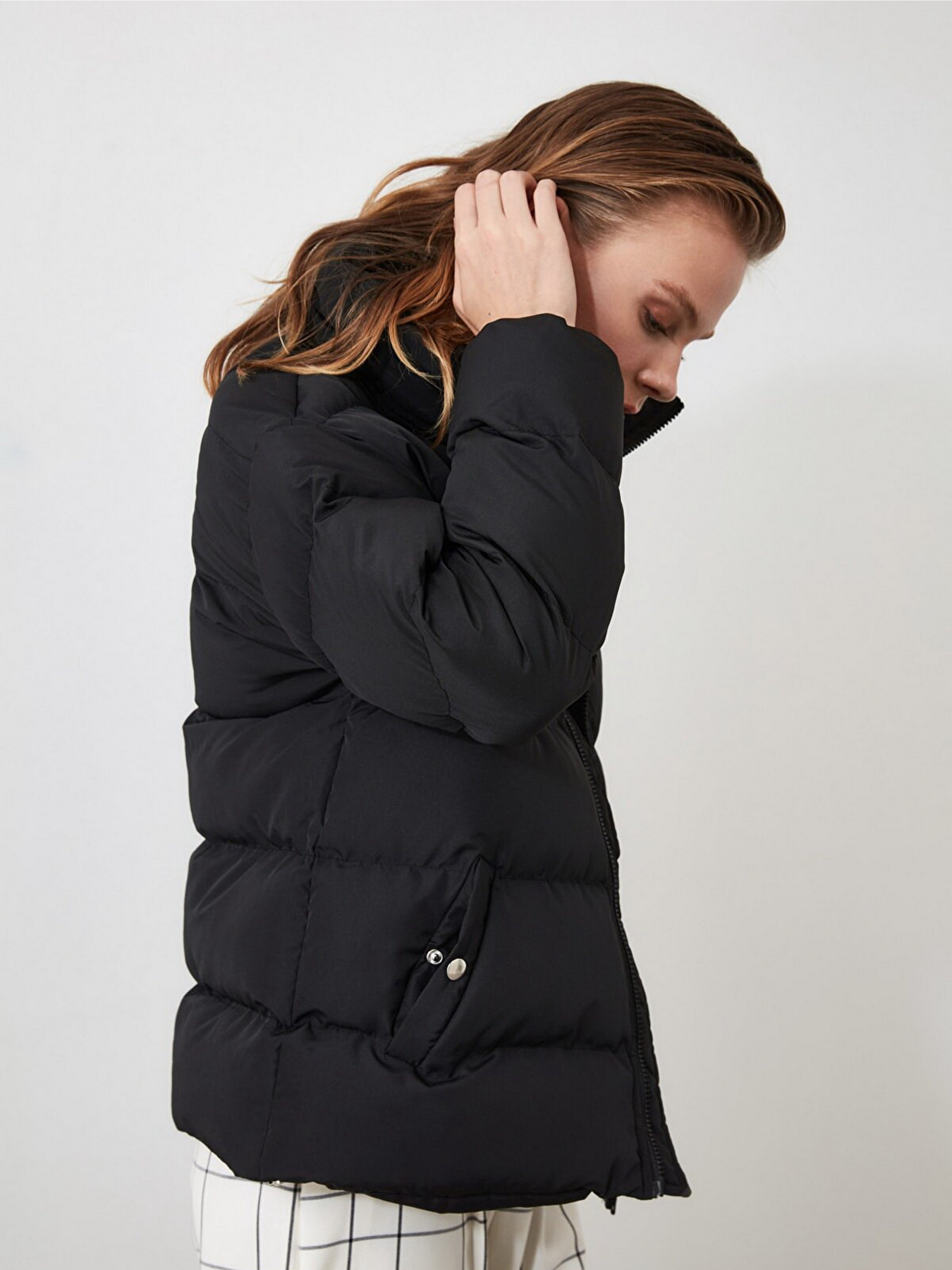 Пуховик Trendyol модель TWOAW21MO0045/Siyah Фото