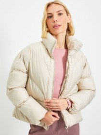 Пуховик Trendyol модель TWOAW22MO0079/Tas Фото