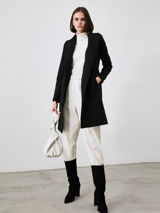 Пальто Trendyol модель TWOAW21KB0016/Siyah Фото