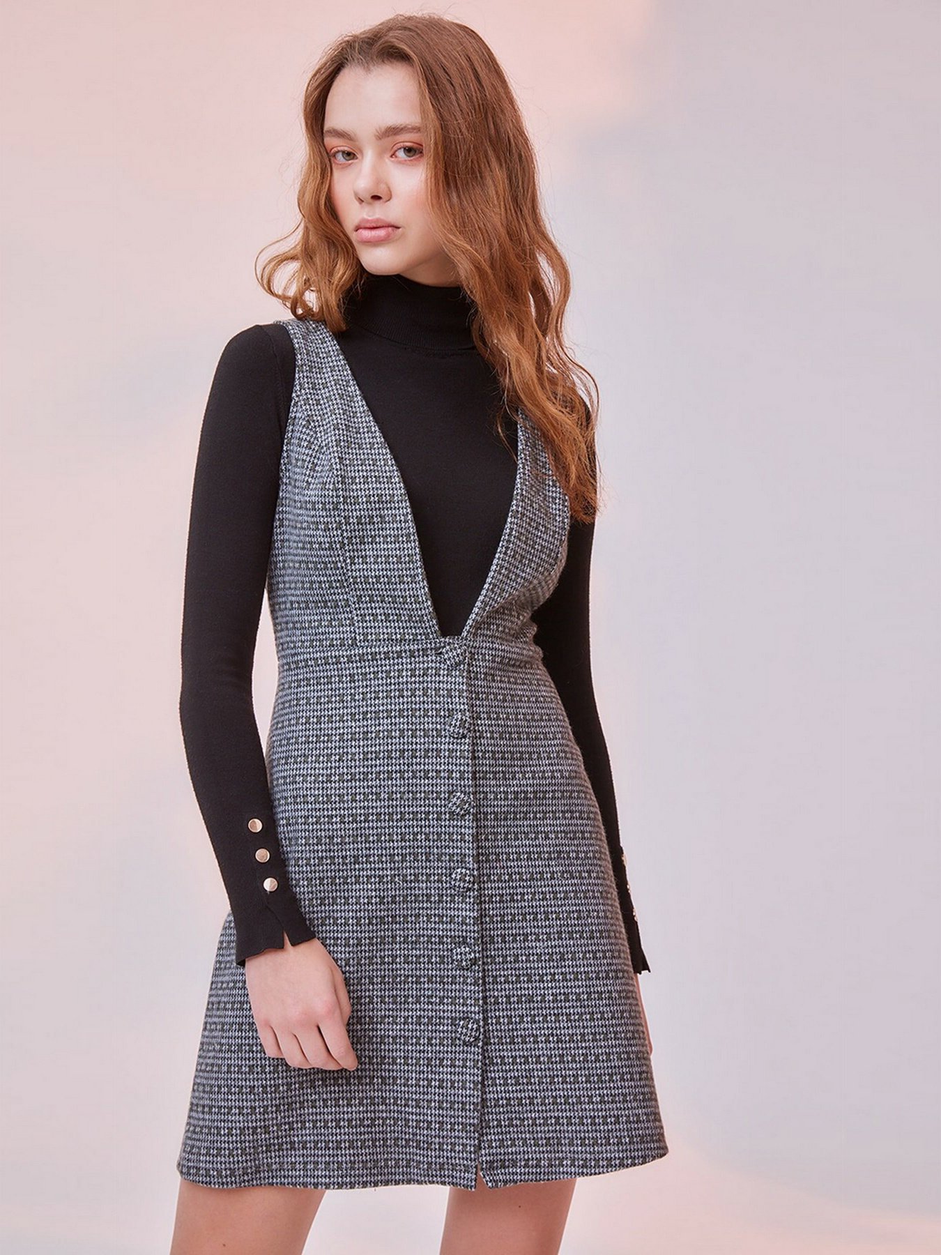 Платье мини Trendyol модель TWOAW20EL2099/Cok Renkli Фото