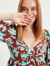 Платье мини Trendyol модель TWOAW22EL0444/Cok Renkli Платье мини Trendyol модель TWOAW22EL0444/Cok Renkli Фото