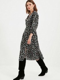 Сукня міді Trendyol модель TWOAW22EL0828/Siyah Сукня міді Trendyol модель TWOAW22EL0828/Siyah Фото