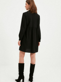 Платье мини Trendyol модель TWOAW22EL0915/Siyah Фото