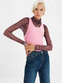 Джинсы мом Trendyol Mom модель TWOAW22JE0384/Koyu Mavi Фото