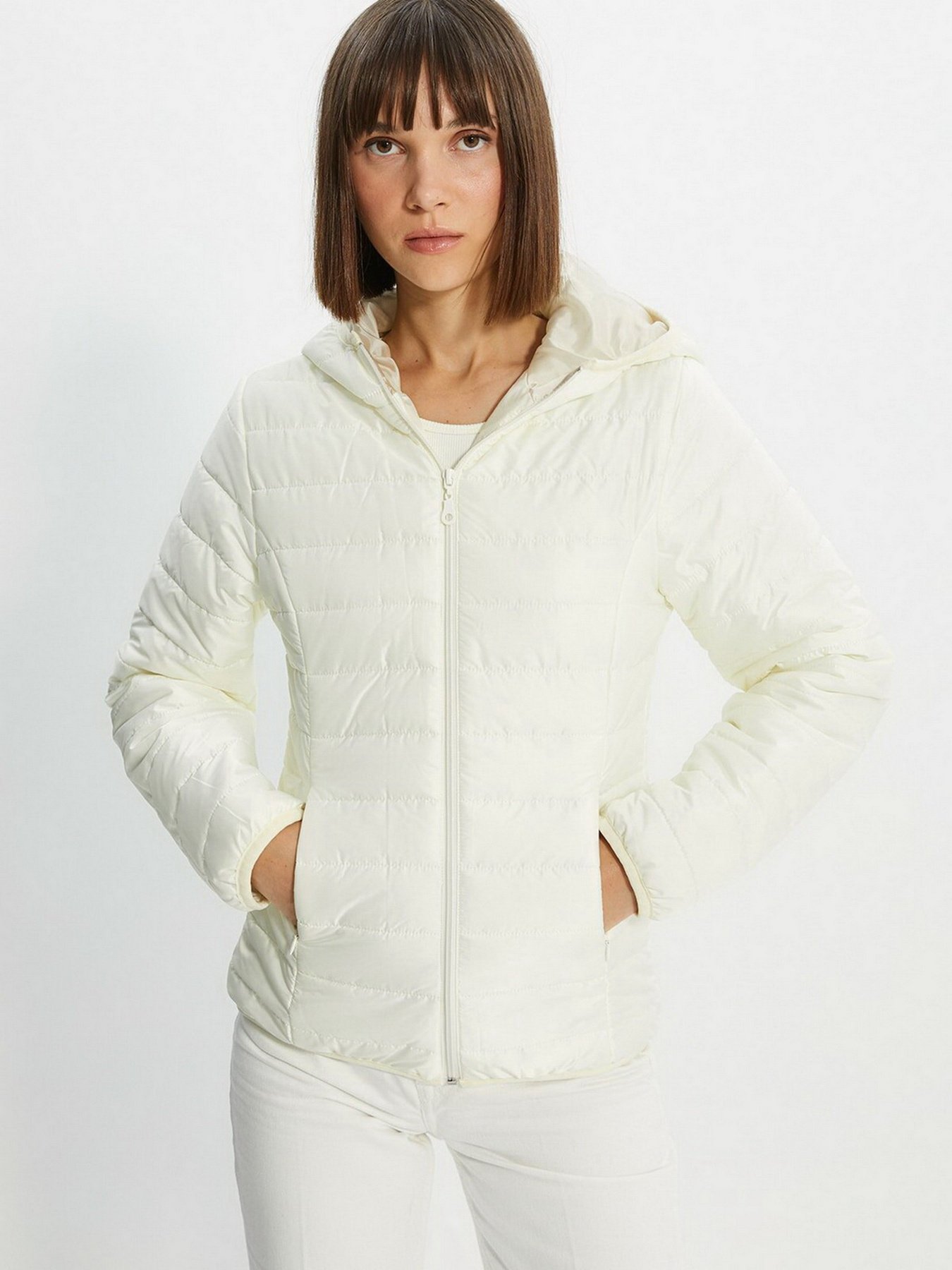 Демісезонна куртка Trendyol модель TWOAW22MO0270/Ekru Фото