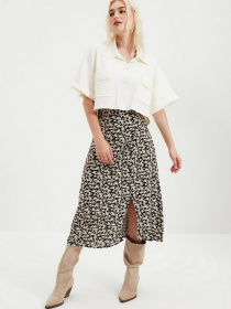 Юбка миди Trendyol модель TWOSS20ET0230/Siyah Фото