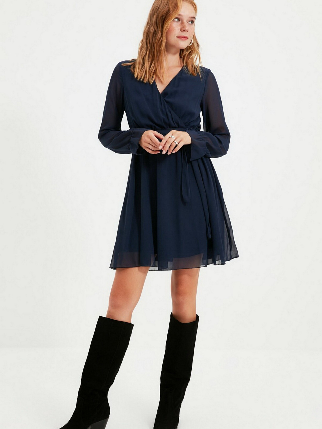 Платье мини Trendyol модель TWOAW20EL0789/Lacivert Платье мини Trendyol модель TWOAW20EL0789/Lacivert Фото