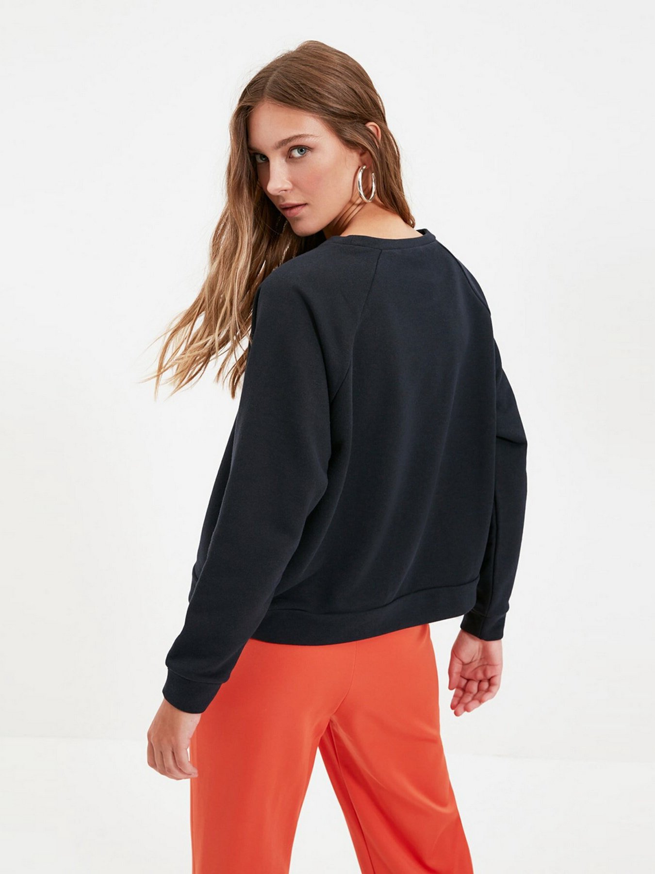 Свитшот Trendyol модель TWOAW20SW0055/Lacivert Свитшот Trendyol модель TWOAW20SW0055/Lacivert Фото