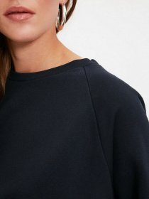 Свитшот Trendyol модель TWOAW20SW0055/Lacivert Свитшот Trendyol модель TWOAW20SW0055/Lacivert Фото