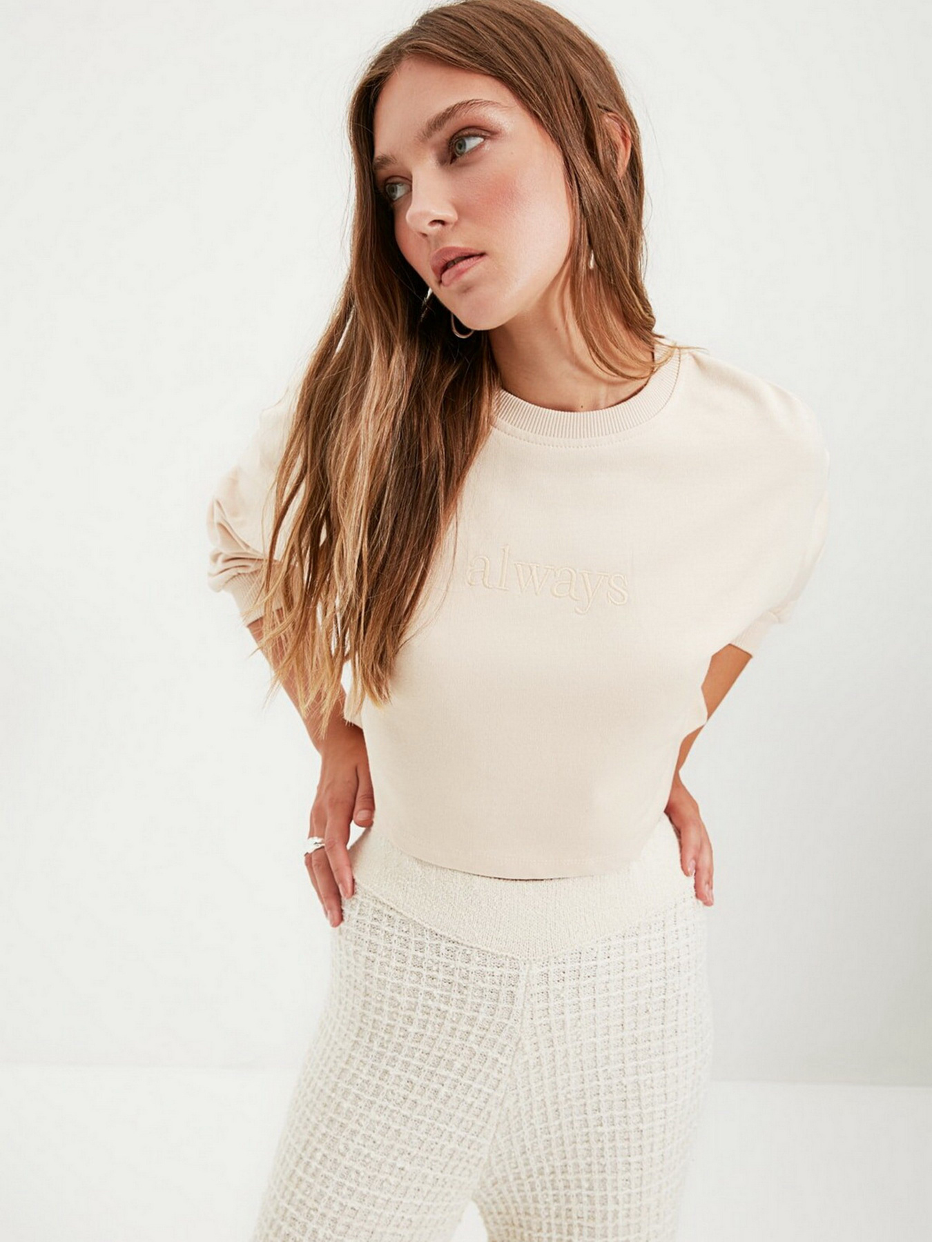 Світшот Trendyol модель TWOAW20SW0145/Bej Фото