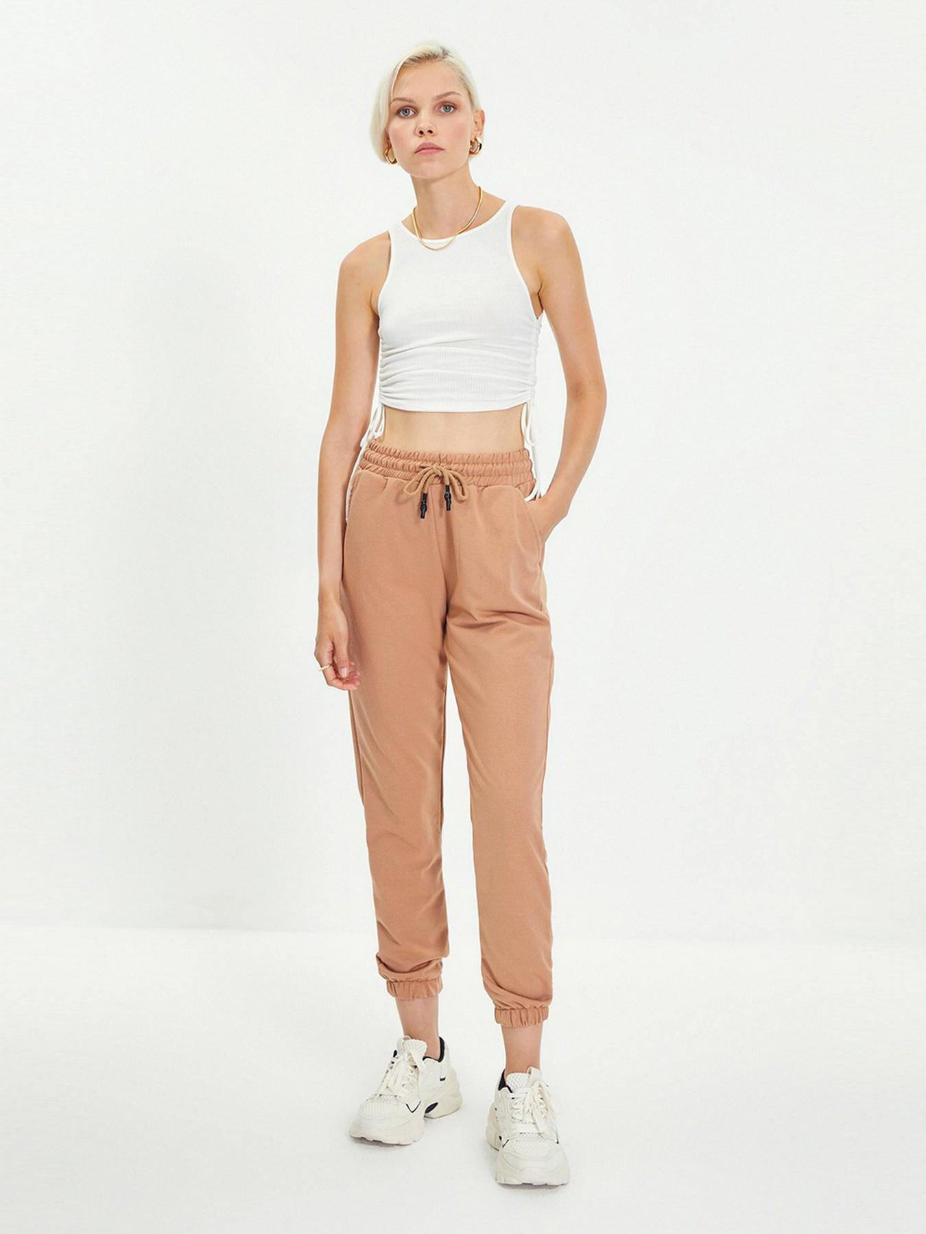 Штаны спортивные Trendyol модель TWOAW21EA0066/Bej Фото