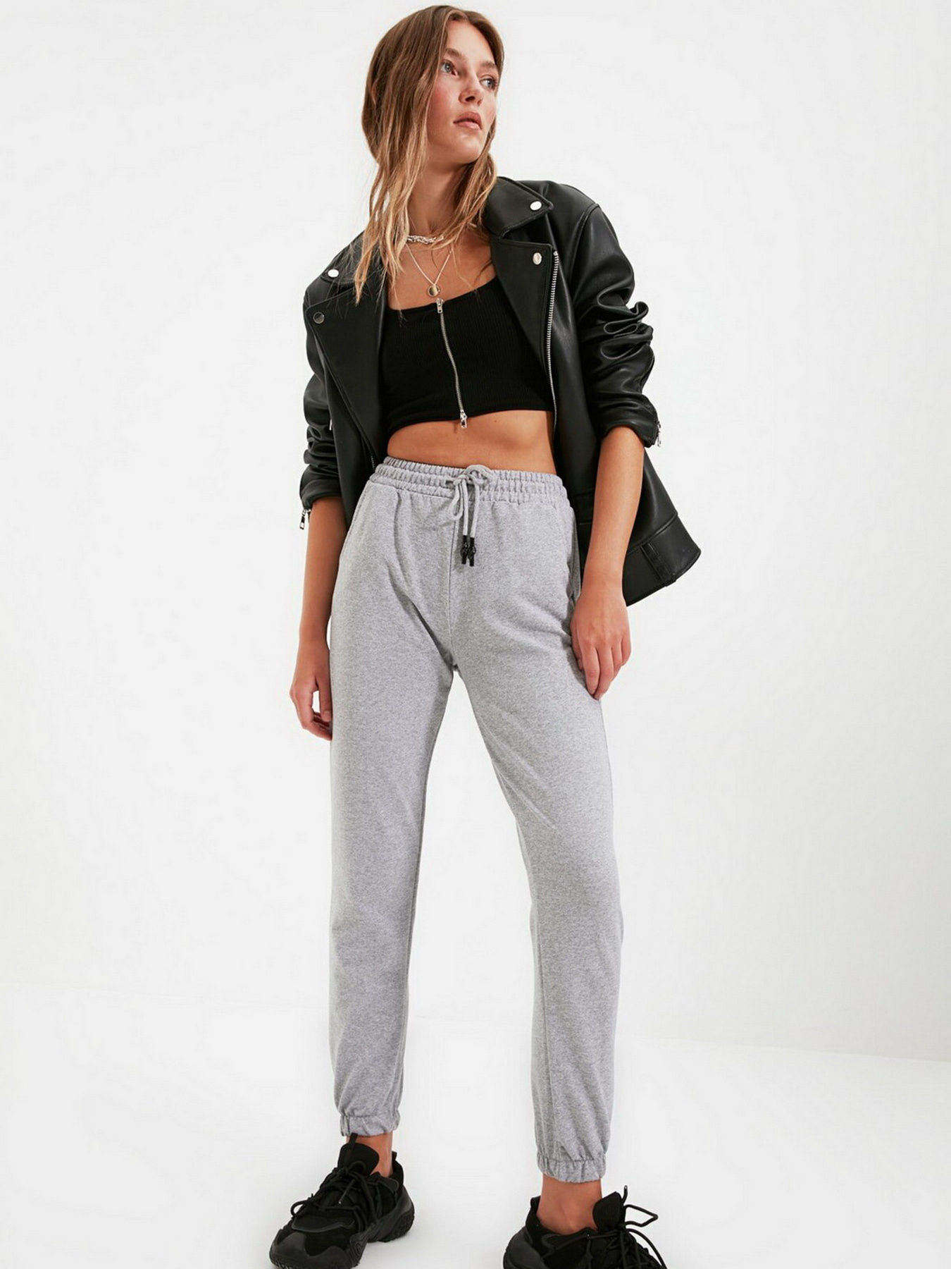 Штаны спортивные Trendyol модель TWOAW21EA0066/Gri Фото