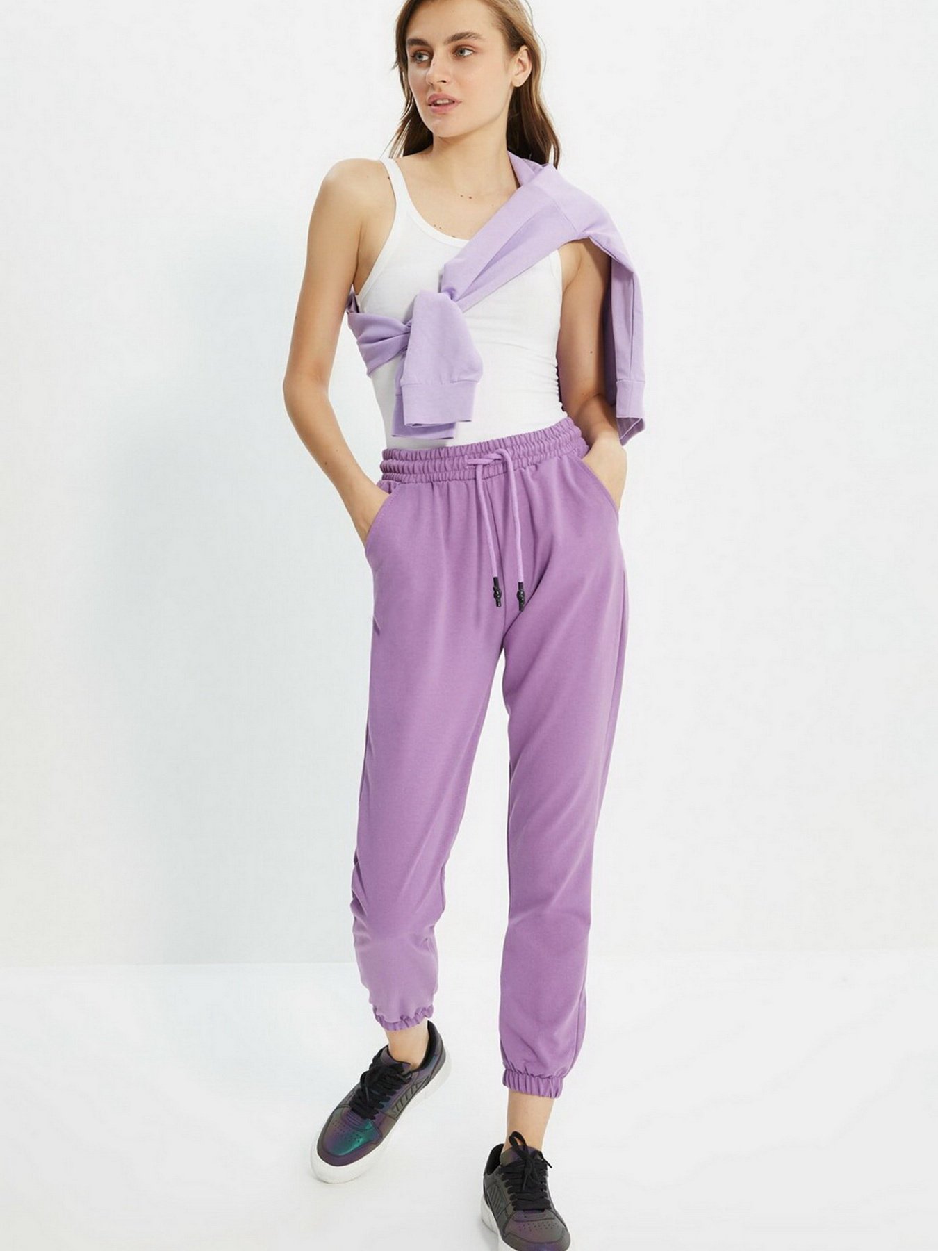 Штаны спортивные Trendyol модель TWOAW21EA0066/Lila Фото