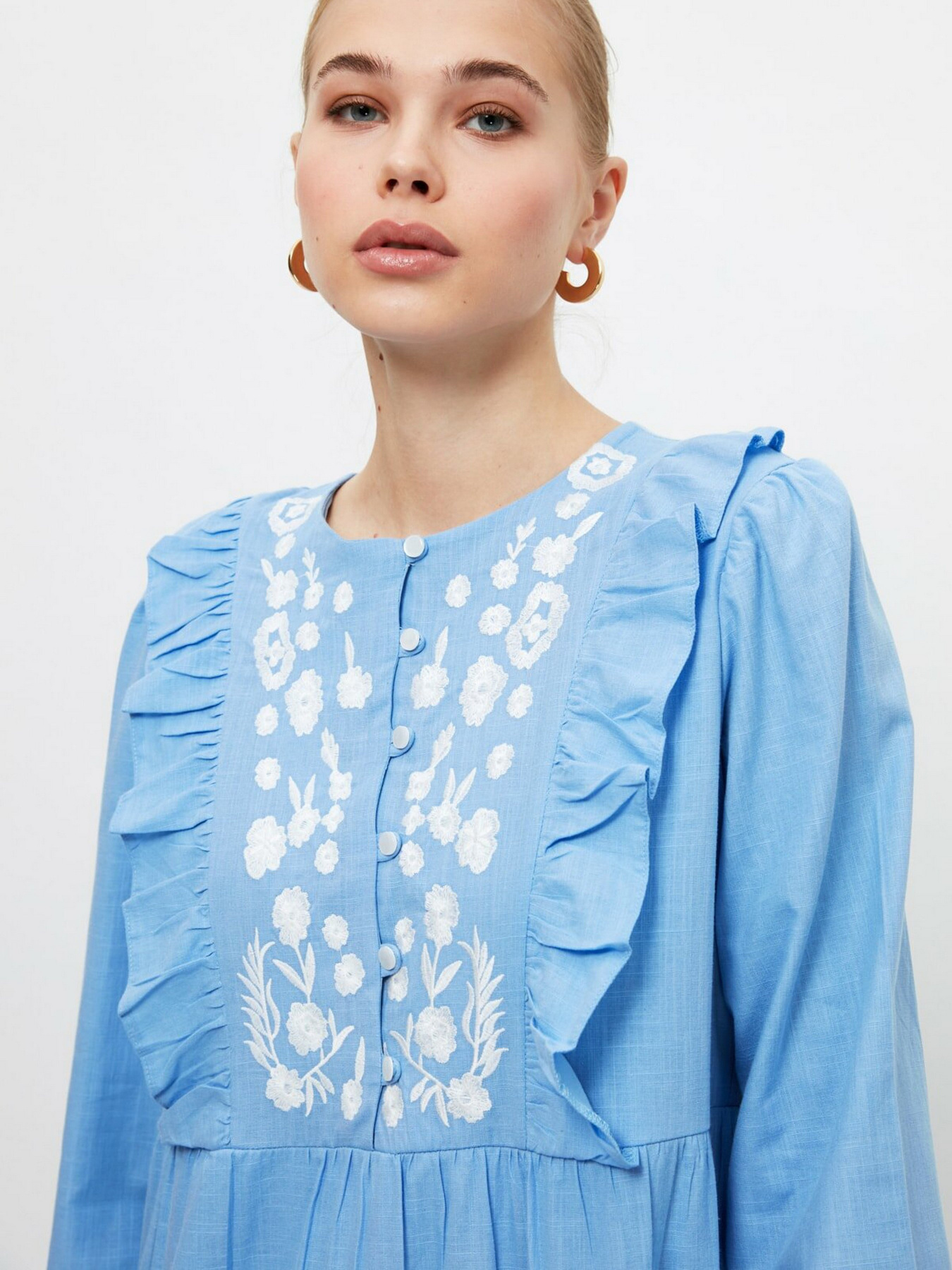 Вышитое платье Trendyol модель TCTSS21EB0041/Mavi Фото