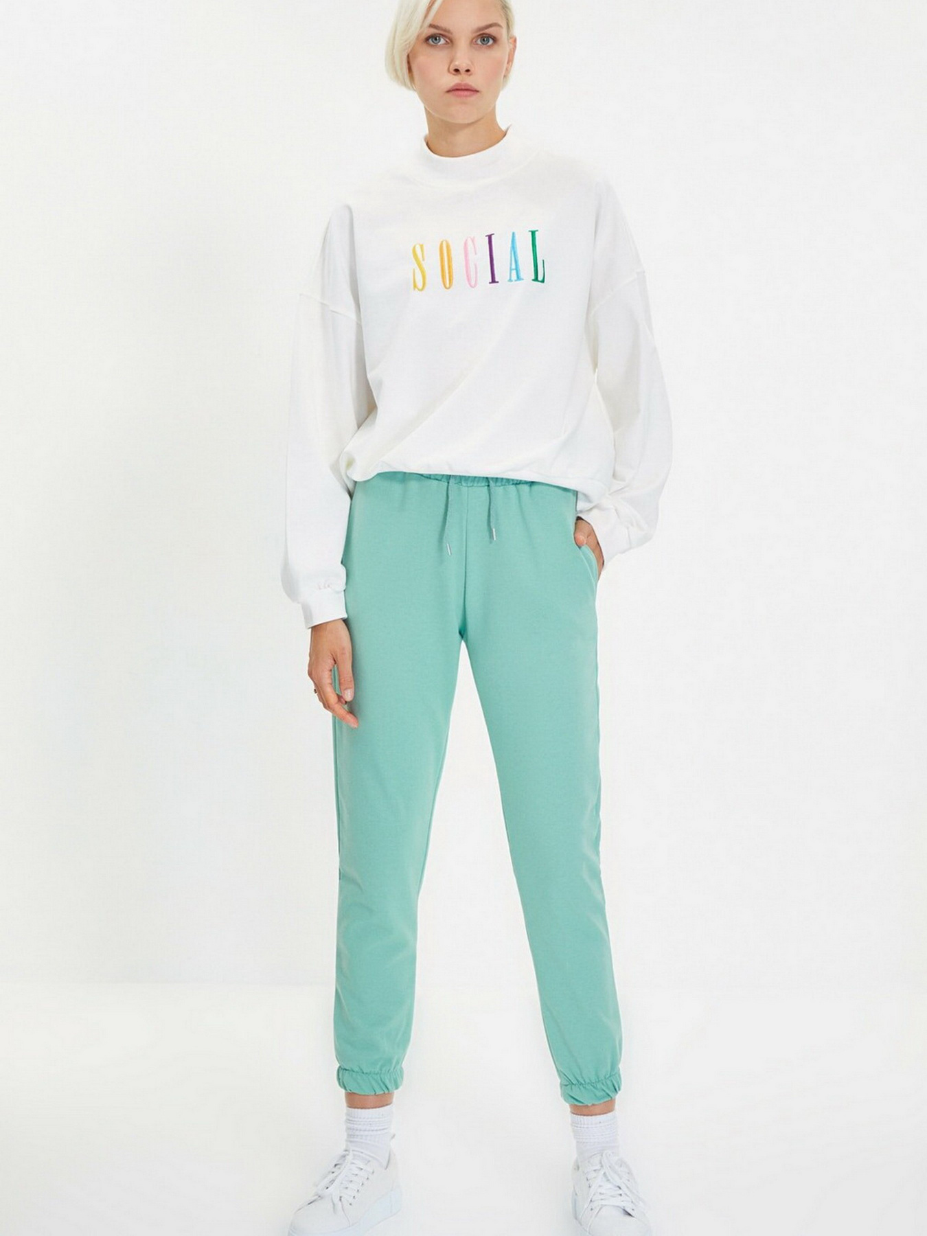 Штаны спортивные Trendyol модель TWOAW21EA0194/Mint Фото