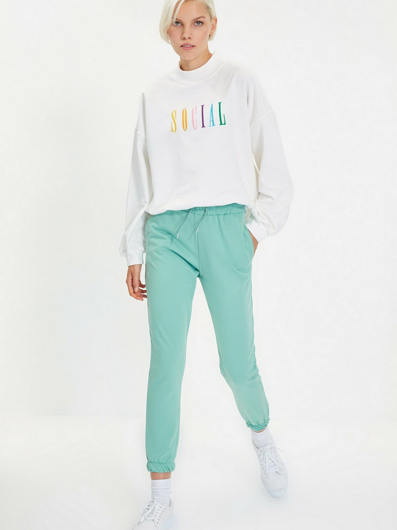 Штаны спортивные Trendyol модель TWOAW21EA0194/Mint Фото