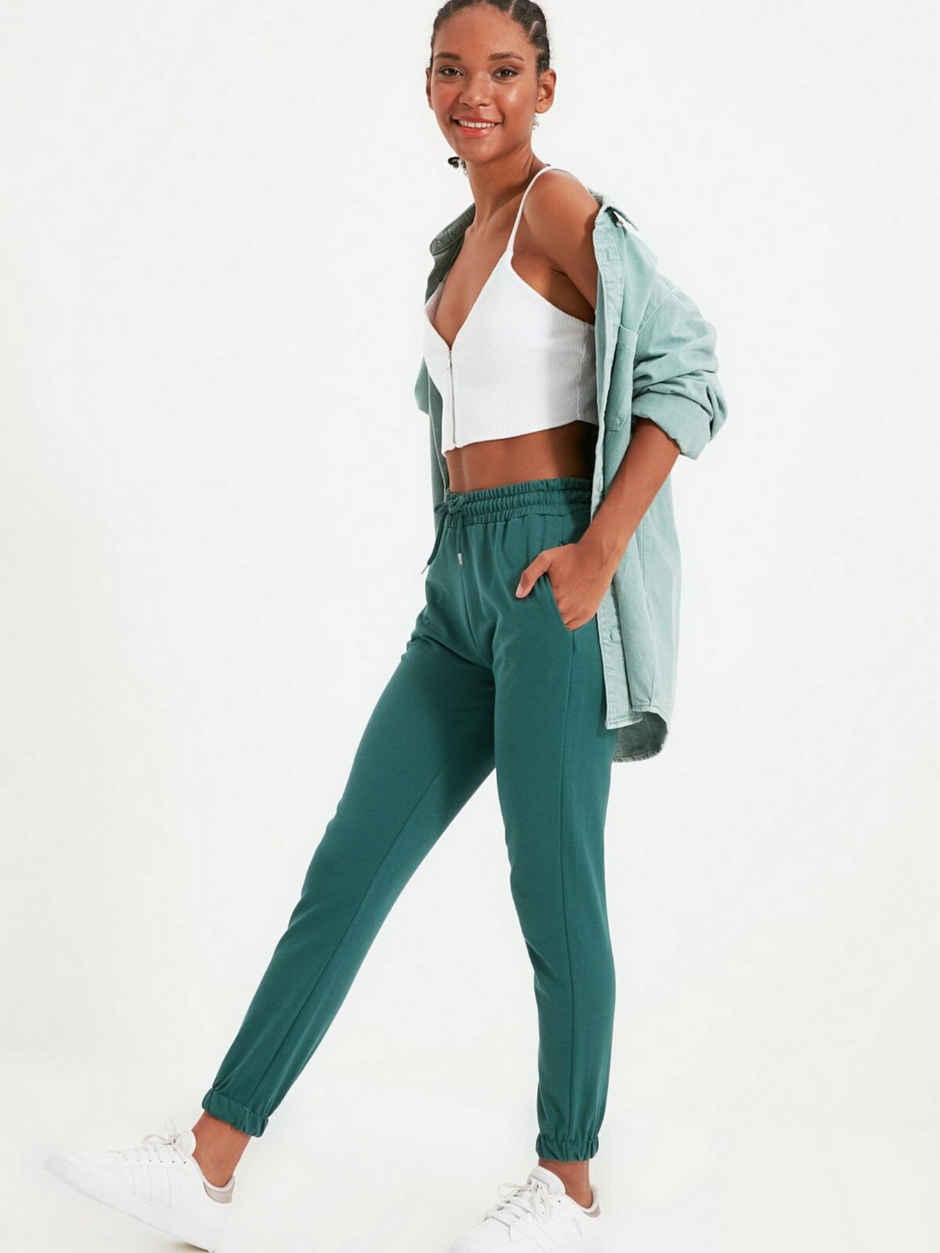 Штаны спортивные Trendyol модель TWOAW21EA0194/Yesil Фото