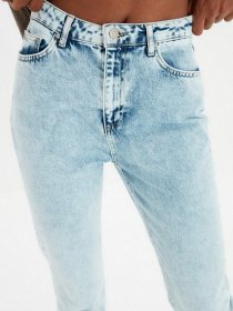 Джинсы мом Trendyol Mom модель TWOAW21JE0088/Mavi Фото