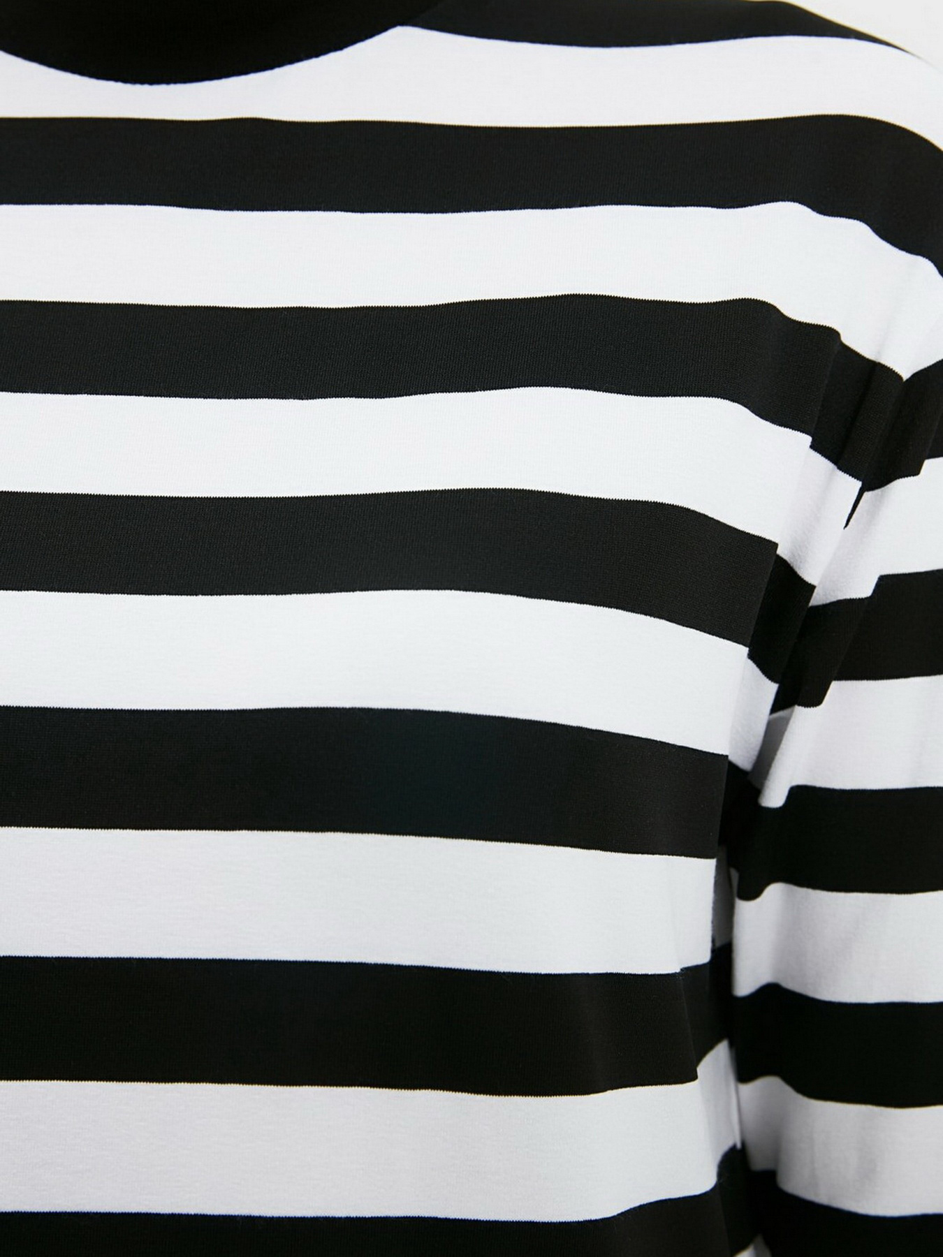 Лонгслів Trendyol модель TWOAW21TS0006/Siyah Фото