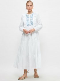 Вишита сукня Trendyol модель TCTSS21EB0041/Beyaz Фото