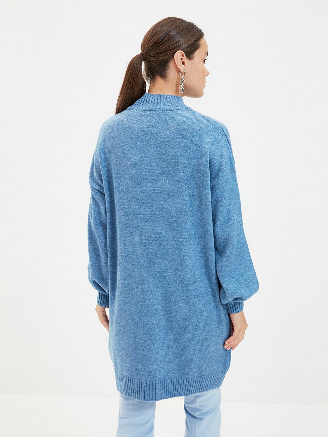 Свитер Trendyol модель TCTAW22AK0048/Mavi Свитер Trendyol модель TCTAW22AK0048/Mavi Фото