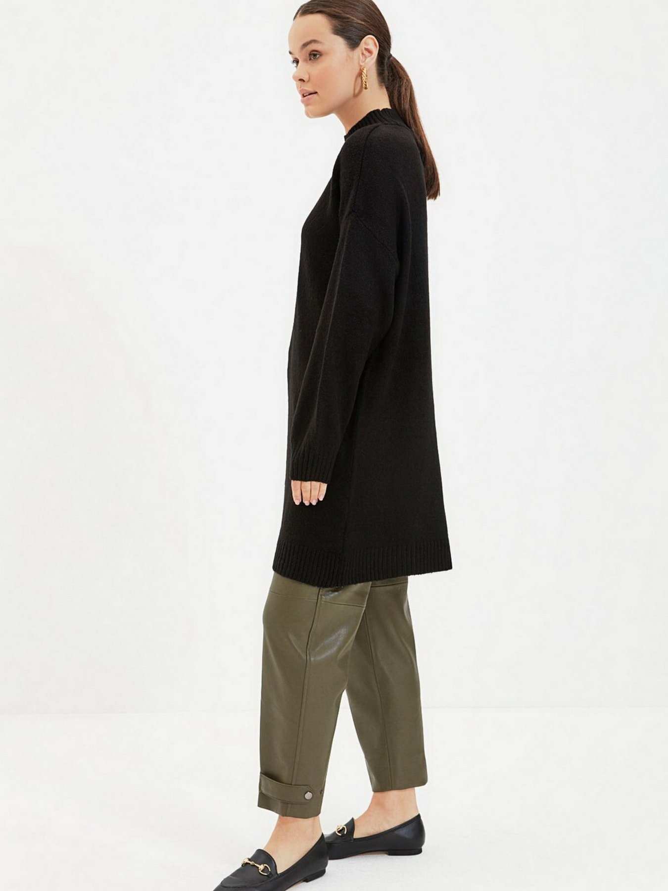 Свитер Trendyol модель TCTAW22AK0048/Siyah Фото
