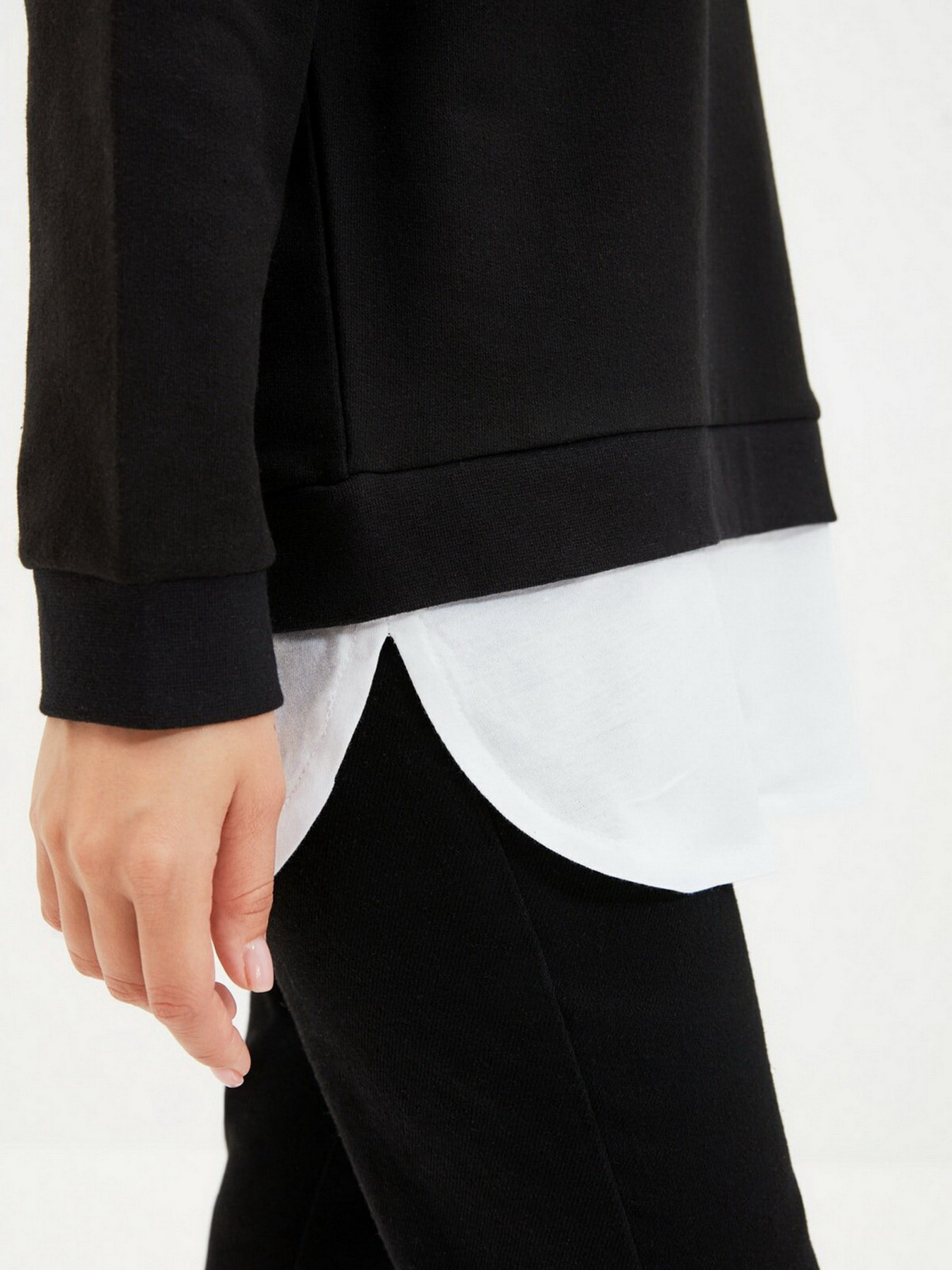 Худи Trendyol модель TCTAW22TW0028/Siyah Фото