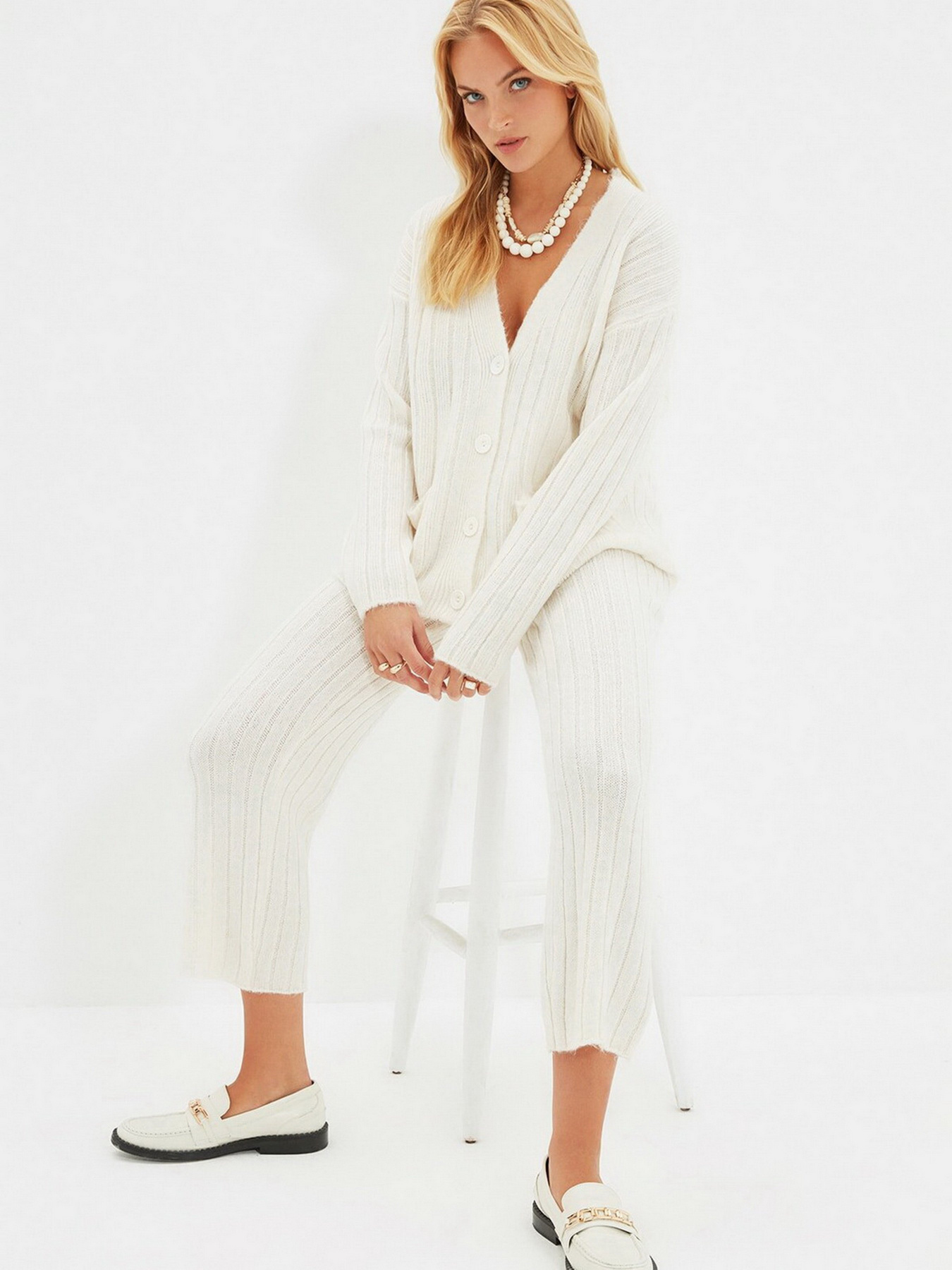 Повседневный костюм Trendyol модель TWOAW22AU0128/Ekru Фото