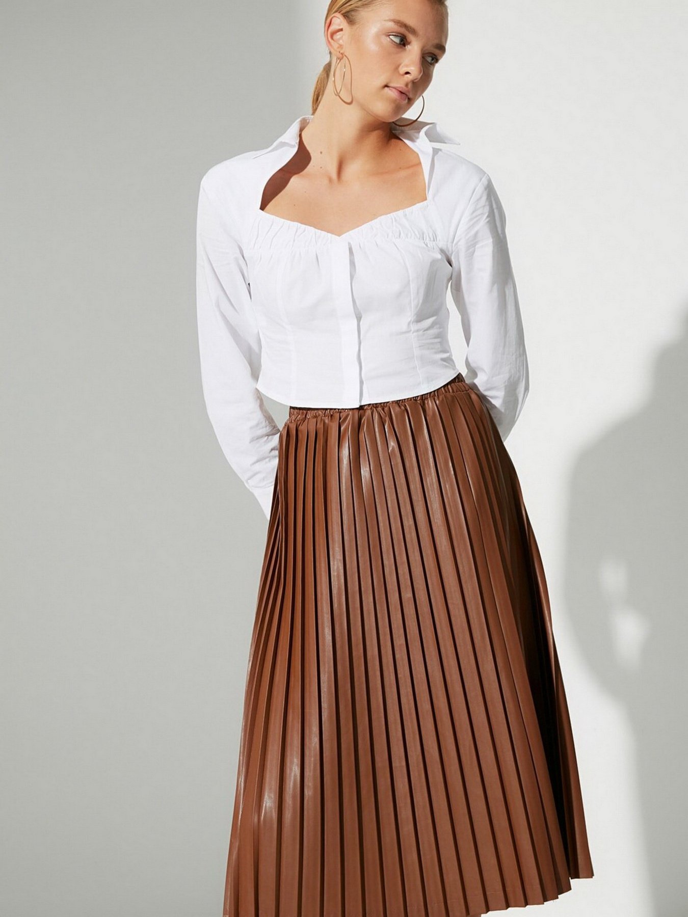 Спідниця міді Trendyol модель TWOAW22ET0075/Kahverengi Фото