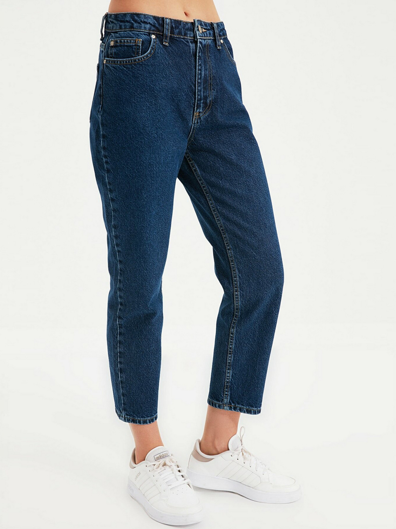 Джинсы мом Trendyol Mom модель TWOAW22JE0534/Mavi Фото