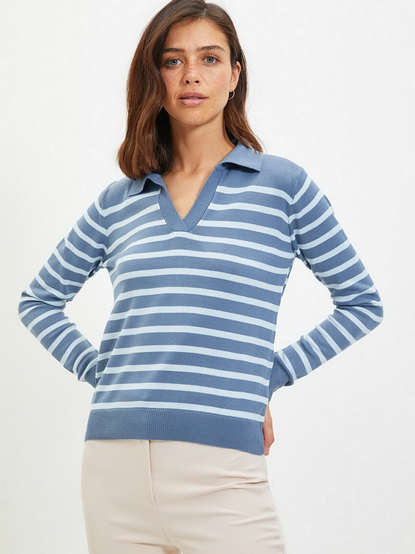 Джемпер Trendyol модель TWOAW22KZ2101/Indigo Фото