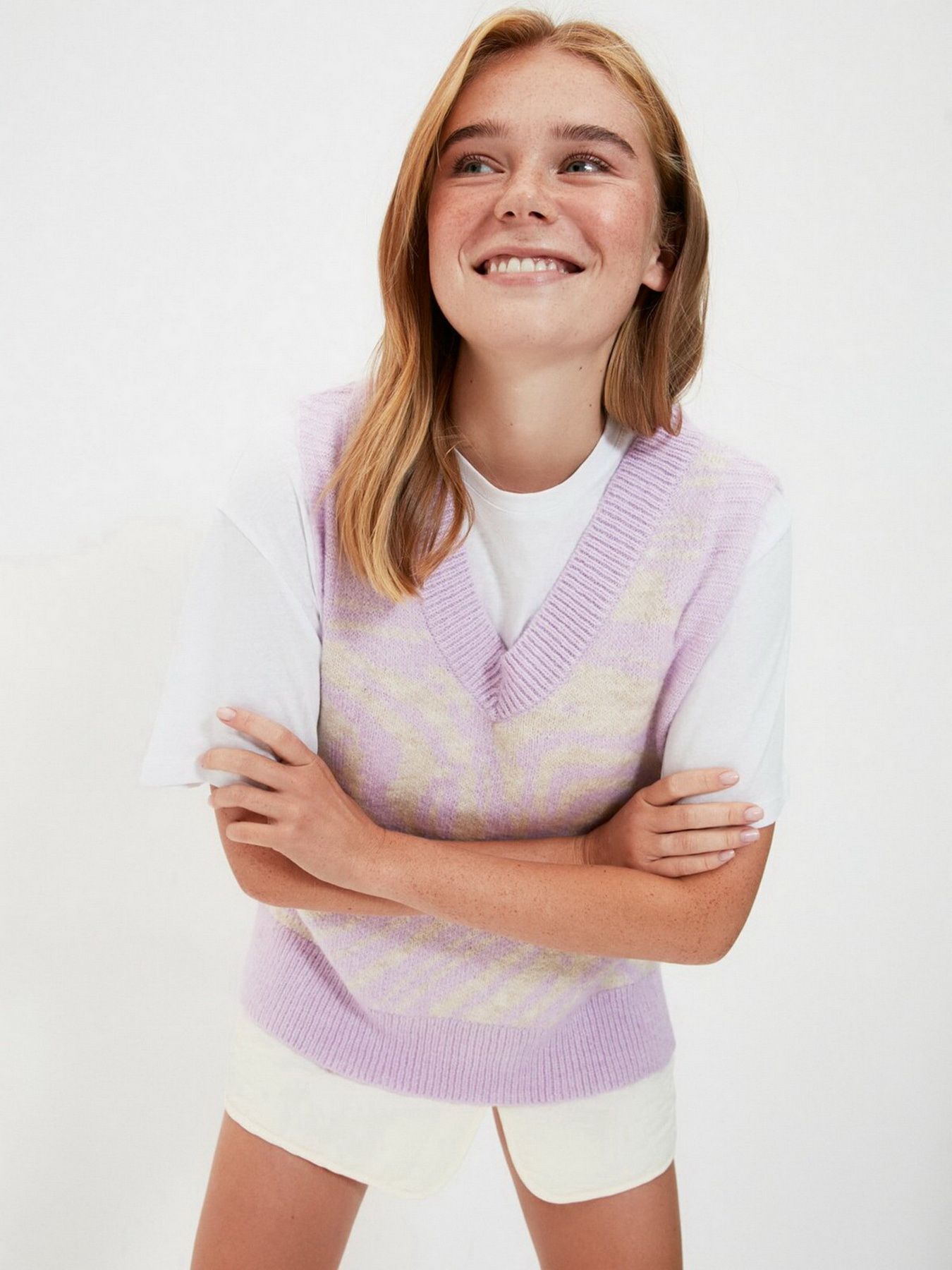 Жилет Trendyol модель TWOAW22SV0038/Lila Жилет Trendyol модель TWOAW22SV0038/Lila Фото