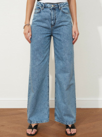 Джинсы Trendyol Wide Leg модель TWOSS20JE0043/Mavi Фото