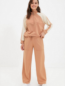 Спортивні штани Trendyol модель TCTAW22EI0019/Bej Фото
