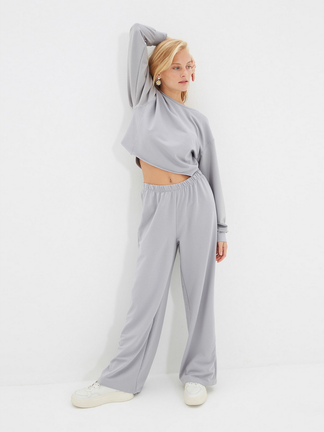 Костюм Trendyol модель THMAW22PT0256/Gri Фото