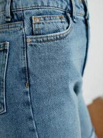 Джинси мом Trendyol Mom модель TWOSS20JE0180/Mavi Фото