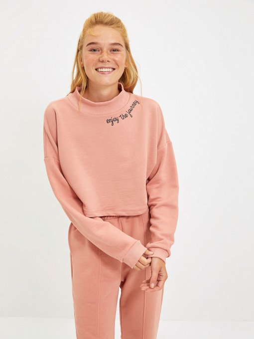 Спортивный костюм Trendyol модель TWOAW21AU0011/Gul Kurusu Фото