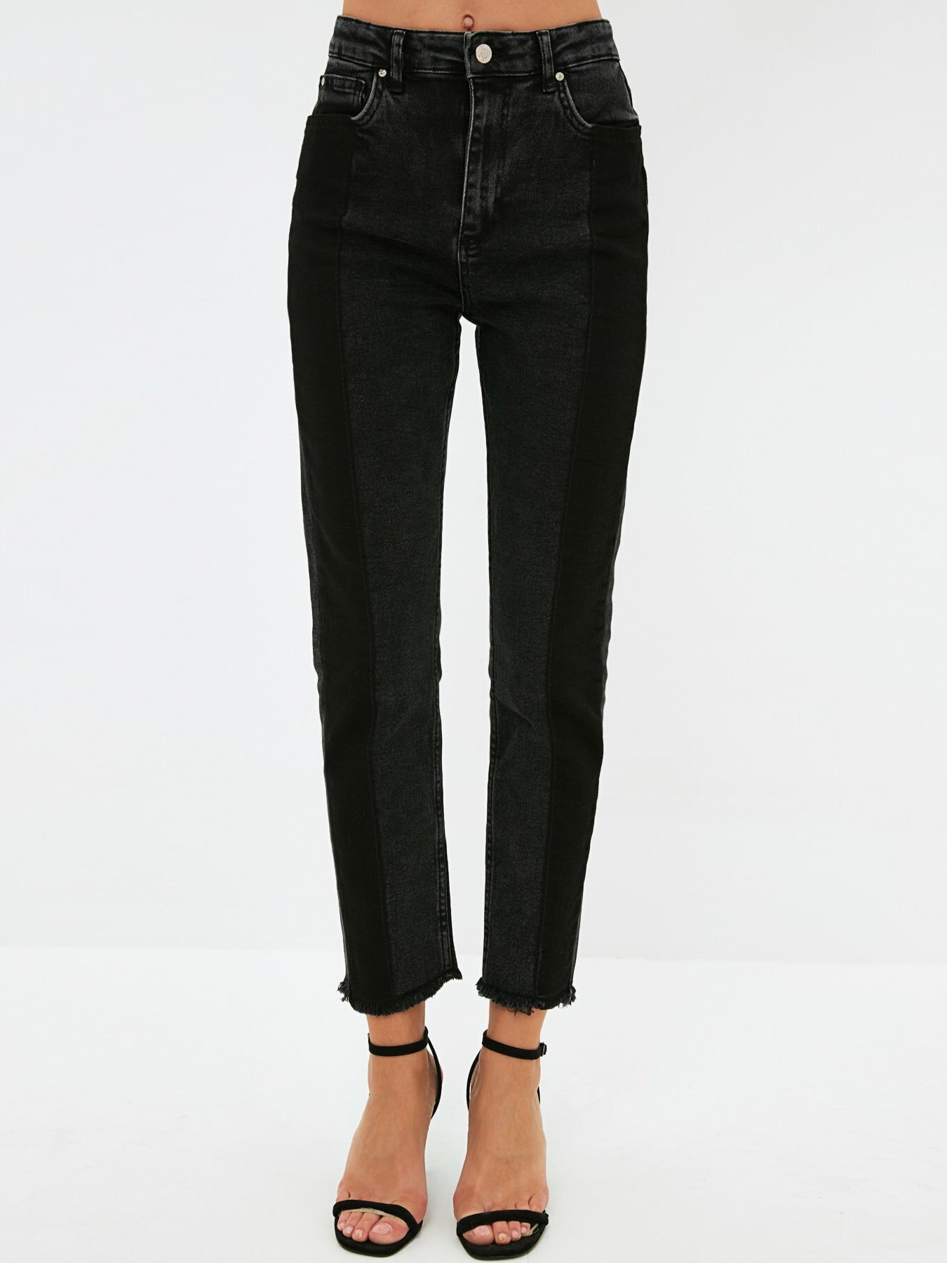 Зауженные джинсы Trendyol Slim модель TWOAW21JE0017/Siyah Фото
