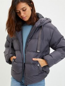 Пуховик Trendyol модель TWOAW21MO0022/Antrasit Фото