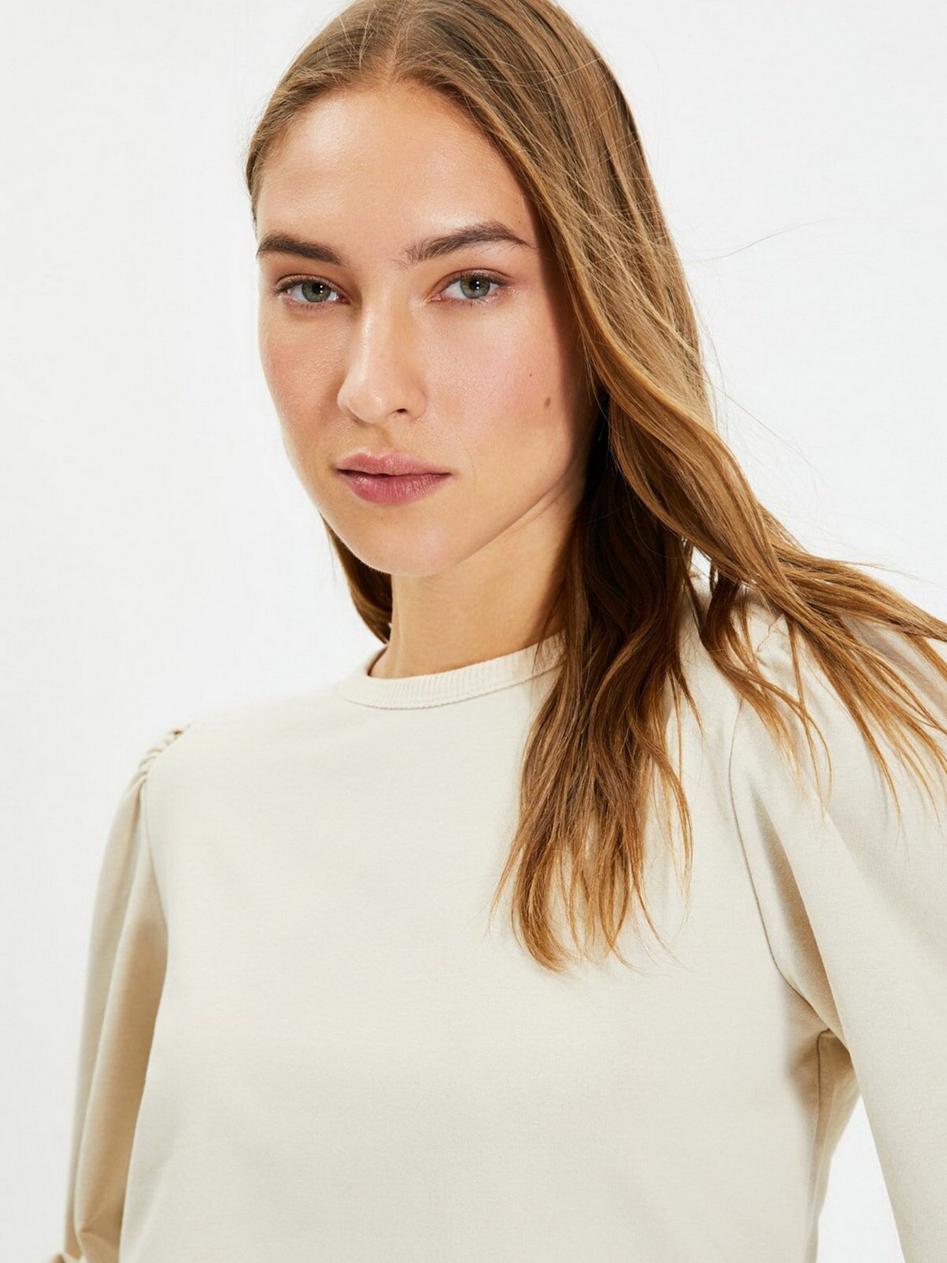 Свитшот Trendyol модель TWOAW21SW0066/Tas Фото