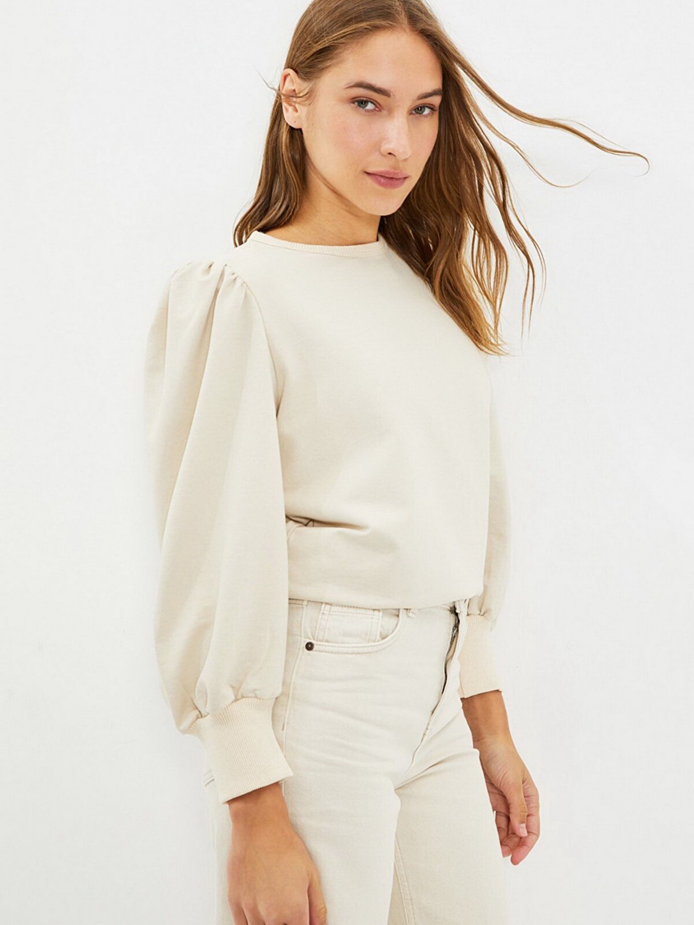 Свитшот Trendyol модель TWOAW21SW0066/Tas Свитшот Trendyol модель TWOAW21SW0066/Tas Фото