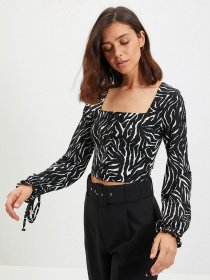 Блуза Trendyol модель TWOAW22BZ0592/cok Renkli Фото